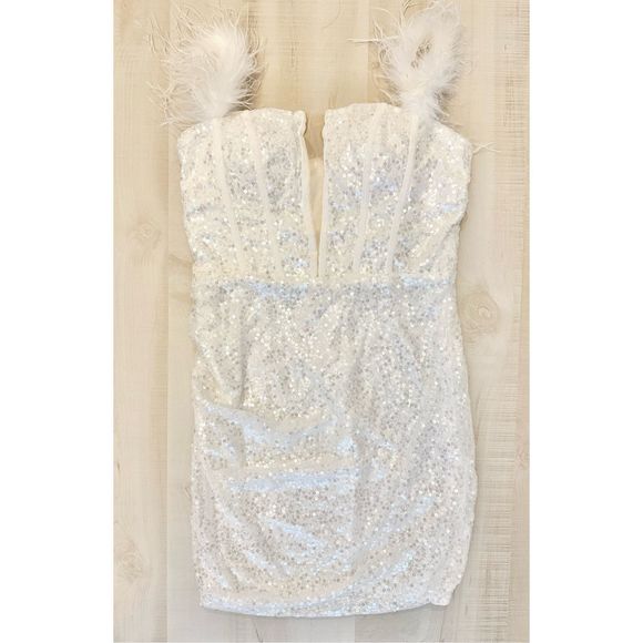 Vici Dresses & Skirts - MISS ORD WHITE SEQUINCE TANK TOP DRESS SIZE LARGE